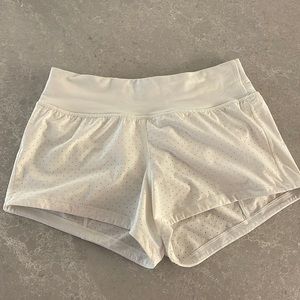 Lululemon White Dotted Shorts 2.5”
